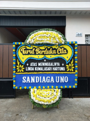 Papan Bunga Duka di Girsang Sipangan Bolon